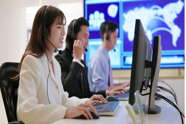 Chăm sóc khách hàng chuyên nghiệp 24/7
